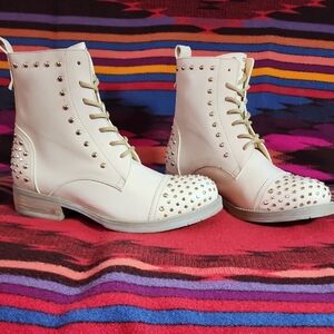 Brako Studded Lace-Up Boots in Vanilla